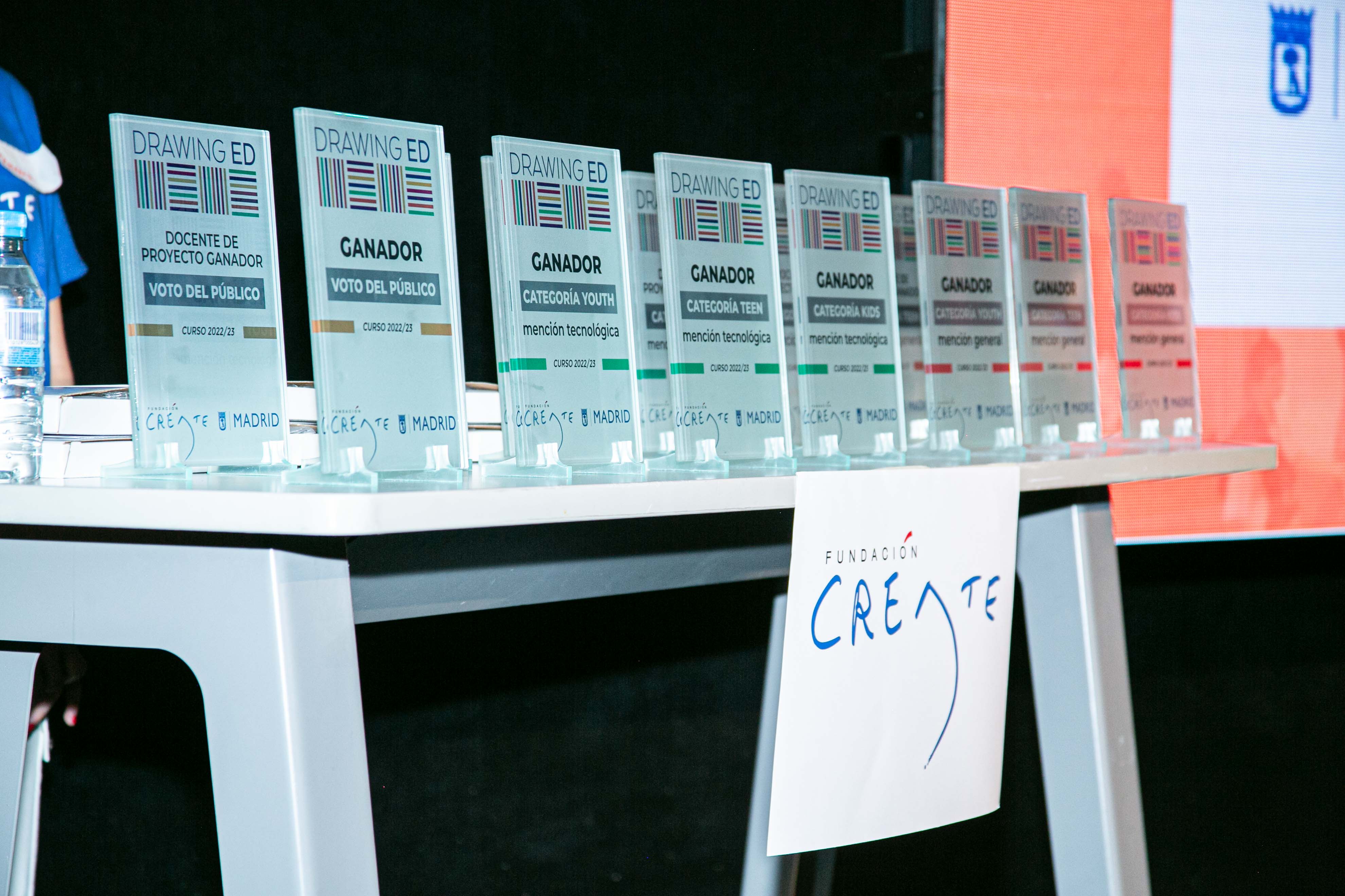 Drawinged_23_premios