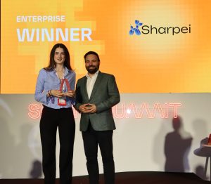 Angel Niño y ganadora vertical enterprise ssummit 25