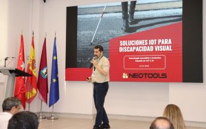 imagen de starup viveros exponiendo en foro inversión Ilab