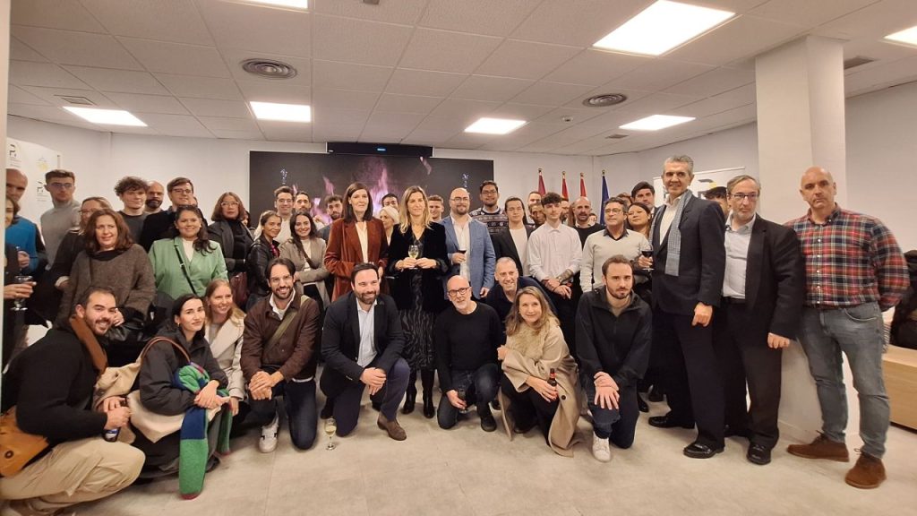 foto grupal encuentro navidad