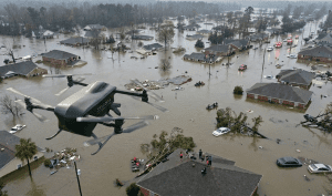 dron sobrevolando catastrofe