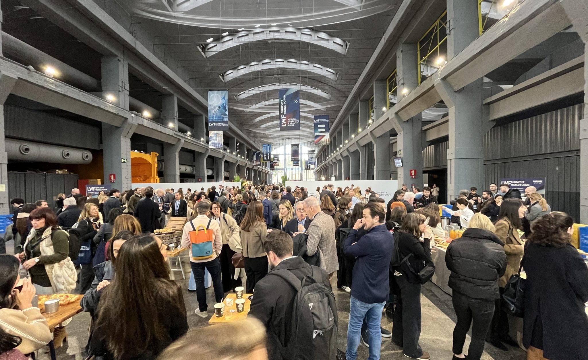 Personas_hablando_en_networking